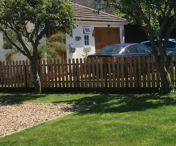 Green Pressure Treated Heavy Duty Pointed Picket Fence fencingandtimber